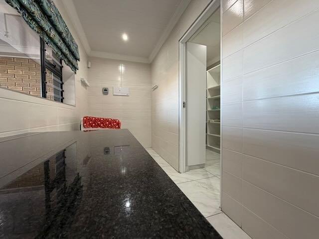 4 Bedroom Property for Sale in Monte Christo Western Cape